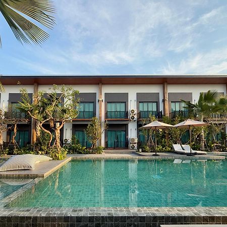 The Rest Hotel - ประจวบ Prachuap Khiri Khan Exteriör bild